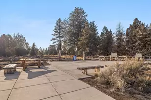 20164 Glen Vista Rd, Bend, OR 97703 - Photo 43