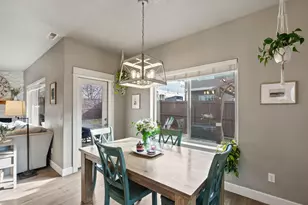 21391 NE Nolan Ct, Bend, OR 97701 - Photo 9