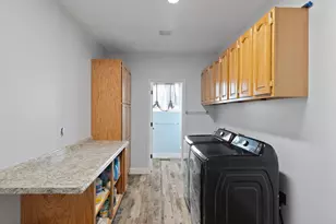 2015 Sleepy Hollow Loop, Grants Pass, OR 97527 - Photo 17