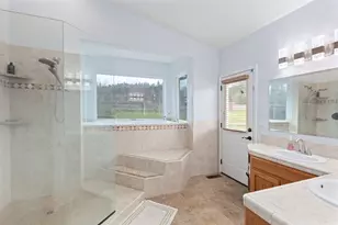 2015 Sleepy Hollow Loop, Grants Pass, OR 97527 - Photo 25