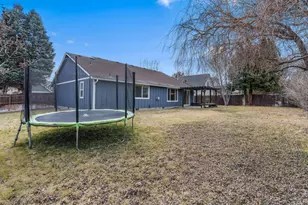 2237 SW Metolius Ave, Redmond, OR 97756 - Photo 25