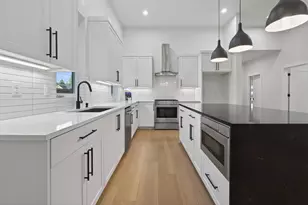 61189 SE Wagyu Dr, Bend, OR 97702 - Photo 7