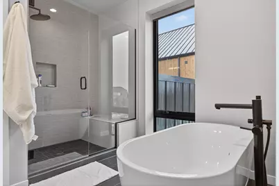 61254 Meeks Trail, Bend, OR 97702 - Photo 21