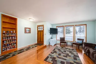 61747 Somerset Dr, Bend, OR 97702 - Photo 5