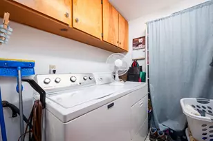 61747 Somerset Dr, Bend, OR 97702 - Photo 17