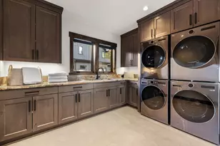 56300 Trailmere Cir, Bend, OR 97707 - Photo 43