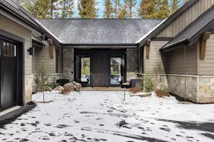 56300 Trailmere Cir, Bend, OR 97707 - Photo 41