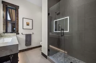 56300 Trailmere Cir, Bend, OR 97707 - Photo 25