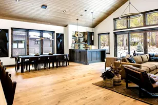 56300 Trailmere Cir, Bend, OR 97707 - Photo 9