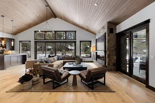 56300 Trailmere Cir, Bend, OR 97707 - Photo 15