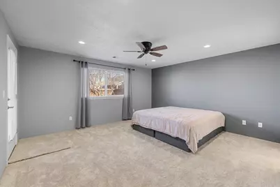 966 Newcastle Street, Medford, OR 97501 - Photo 19