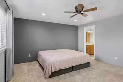 966 Newcastle Street, Medford, OR 97501 - Photo 25