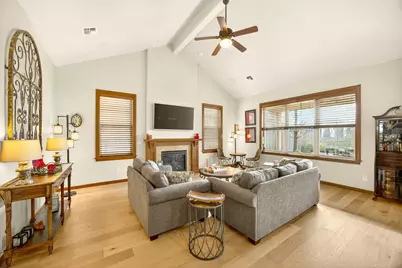 3944 Crystal Springs Drive, Medford, OR 97504 - Photo 7