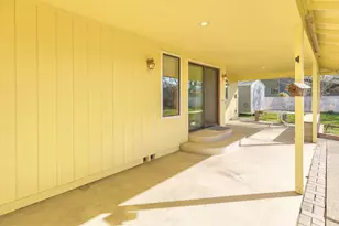 984 Mesman Dr, Grants Pass, OR 97527 - Photo 39