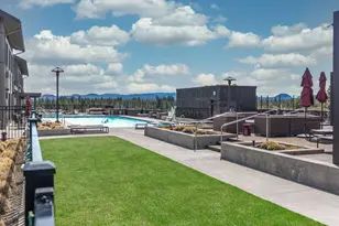 19170 Gateway Loop, Bend, OR 97702 - Photo 45