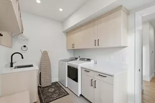 19170 Gateway Loop, Bend, OR 97702 - Photo 29