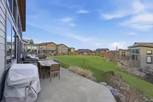 19170 Gateway Loop, Bend, OR 97702 - Photo 39