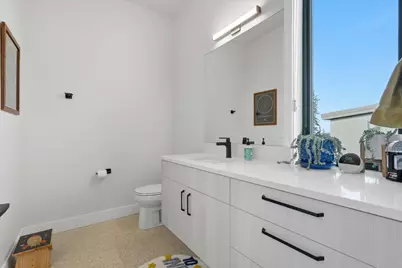 19170 Gateway Loop, Bend, OR 97702 - Photo 37