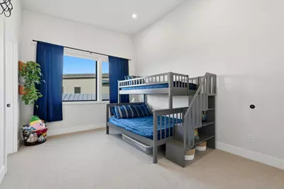 19170 Gateway Loop, Bend, OR 97702 - Photo 35