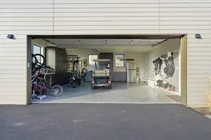 19170 Gateway Loop, Bend, OR 97702 - Photo 39