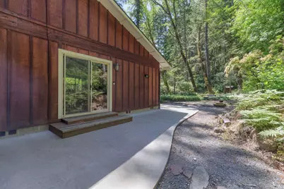512 Bonnie Lane, Grants Pass, OR 97527 - Photo 47