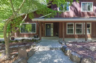 512 Bonnie Ln, Grants Pass, OR 97527 - Photo 37