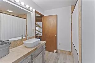 512 Bonnie Ln, Grants Pass, OR 97527 - Photo 21