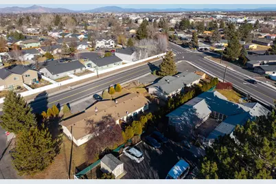 2412 SW Wickiup Avenue, Redmond, OR 97756 - Photo 45