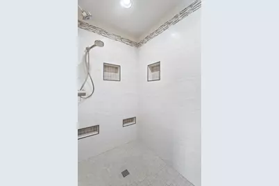 625 NW Compass Lane, Bend, OR 97703 - Photo 23