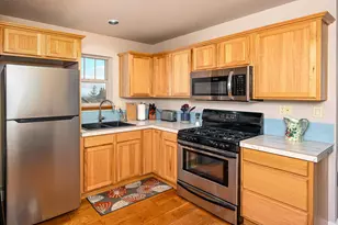 625 N W Compass Ln, Bend, OR 97703 - Photo 33