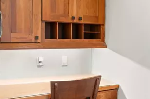 625 N W Compass Ln, Bend, OR 97703 - Photo 15