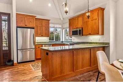 61783 Metolius Drive, Bend, OR 97702 - Photo 13