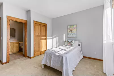 61783 Metolius Drive, Bend, OR 97702 - Photo 25