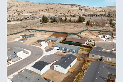 5620 Edith Way, Klamath Falls, OR 97603 - Photo 7