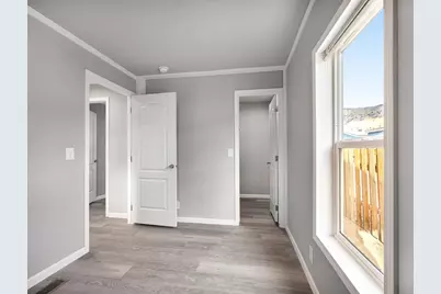 5620 Edith Way, Klamath Falls, OR 97603 - Photo 15