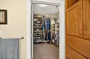 3388 Creek View Dr, Medford, OR 97504 - Photo 37