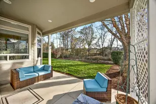 3388 Creek View Dr, Medford, OR 97504 - Photo 9