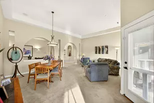 3388 Creek View Dr, Medford, OR 97504 - Photo 15