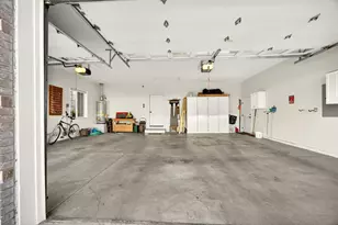 3388 Creek View Dr, Medford, OR 97504 - Photo 49