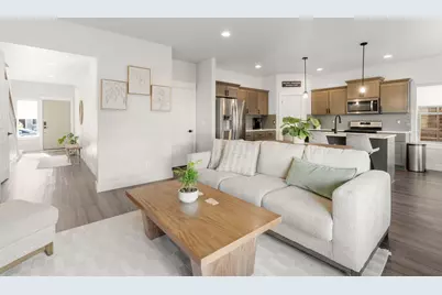 20608 Rolen Avenue, Bend, OR 97702 - Photo 5