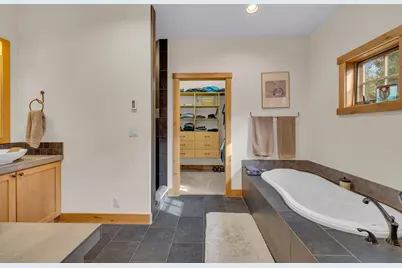 56160 Sable Rock Loop, Bend, OR 97707 - Photo 23