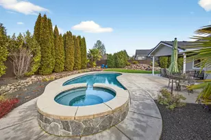 959 Pumpkin Ridge Dr, Eagle Point, OR 97524 - Photo 35