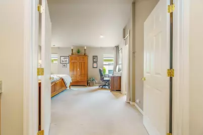 732 Cherrywood Drive, Medford, OR 97504 - Photo 29