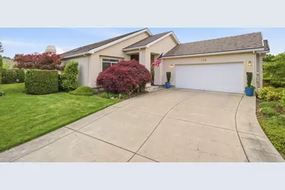 732 Cherrywood Drive, Medford, OR 97504 - Photo 1