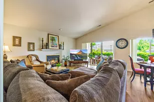 732 Cherrywood Dr, Medford, OR 97504 - Photo 13