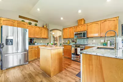 732 Cherrywood Drive, Medford, OR 97504 - Photo 19