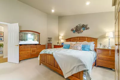 732 Cherrywood Drive, Medford, OR 97504 - Photo 21