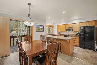 57383 Beaver Ridge Loop #35D, Sunriver, OR 97707 - Photo 3
