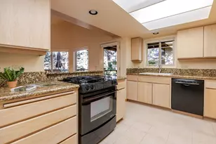 3123 NW Clubhouse Dr, Bend, OR 97703 - Photo 19