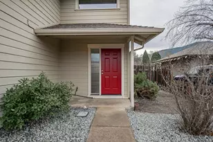 119 Oak Meadows Pl, Ashland, OR 97520 - Photo 3